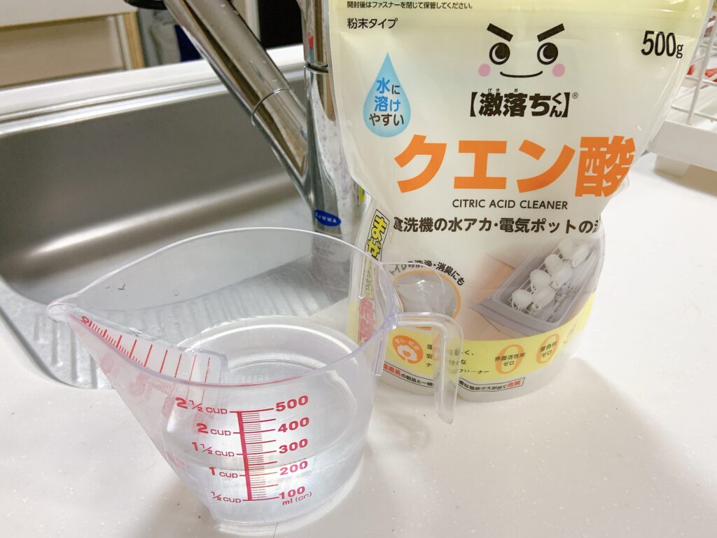 シンクの水垢の落とし方!クエン酸つけおきで蛇口もきれいにするお掃除方法